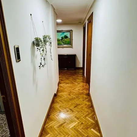 A Orillas Del Pilar Con Parking Zaragoza