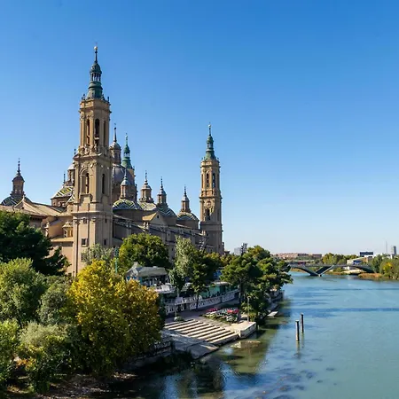 A Orillas Del Pilar Con Parking Apartment Zaragoza
